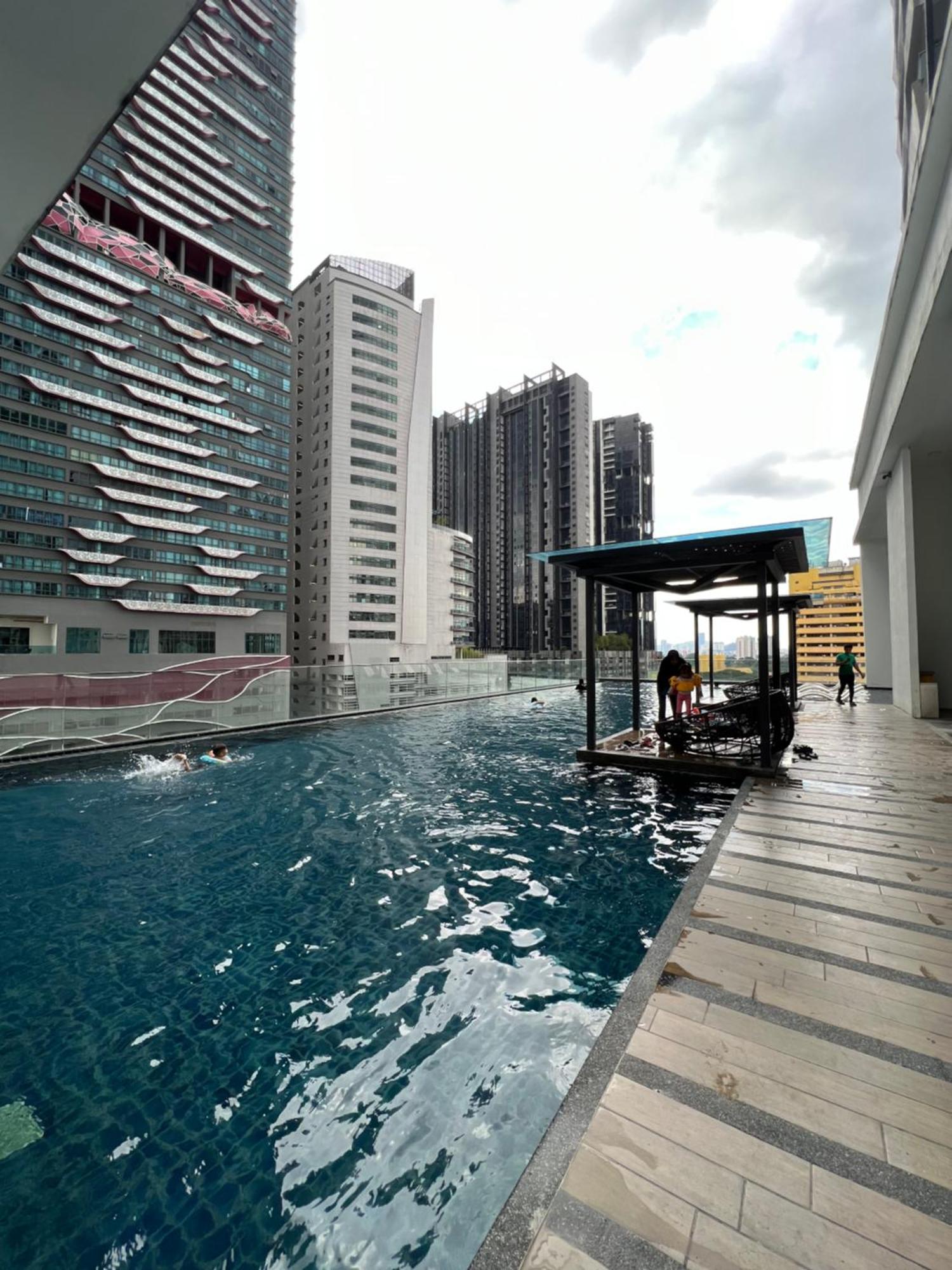 Reizz Residence By Classy Kuala Lumpur Exterior foto